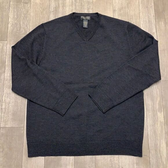 NWOT Banana Republic 100% Extra Fine Italian Merino Wool V-Neck Sweater - Picture 1 of 5